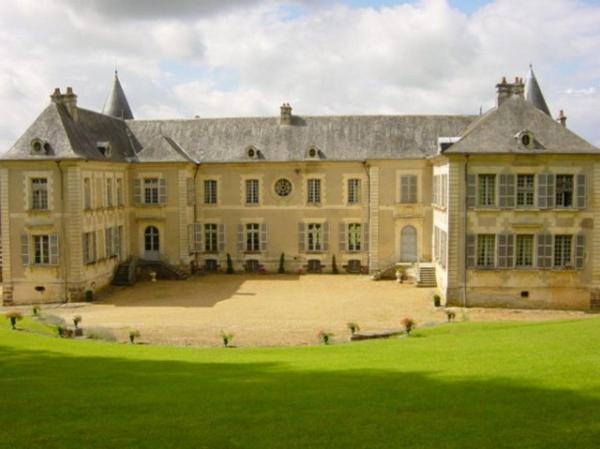 Château de Beaujeu Sens-Beaujeu Exterior foto